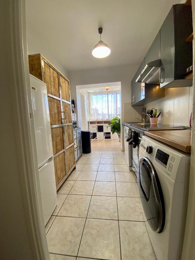 Chez Virginie : Appartement Lumineux Au Calme. Фрежюс Экстерьер фото