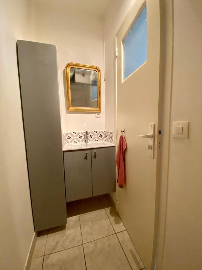 Chez Virginie : Appartement Lumineux Au Calme. Фрежюс Экстерьер фото